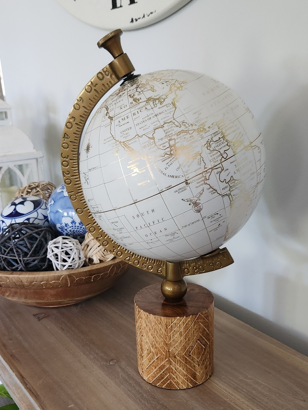 ​🌎 Elegant White & Gold Decorative Desktop Globe 15 Inches Tall Executive Look - Picture 2 of 16